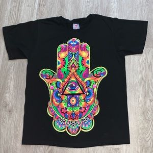 Hamsa hand colorful t-shirt
